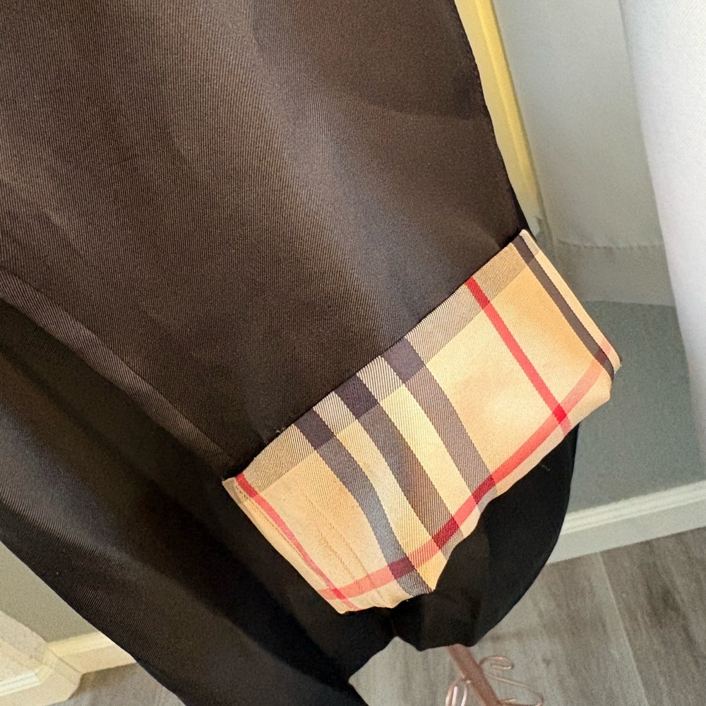 Burberry Lightweight Silk Jacket - Picture 4 of 8